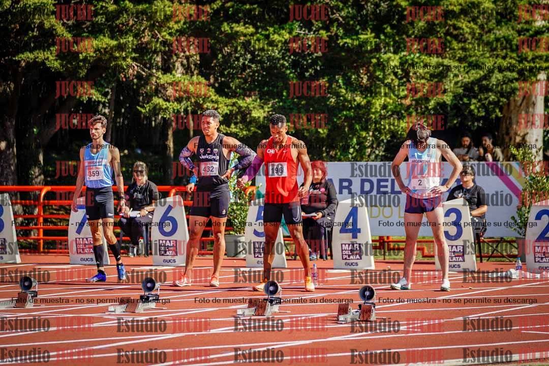 Fotos de los 100 m llanos de varones - deca 1