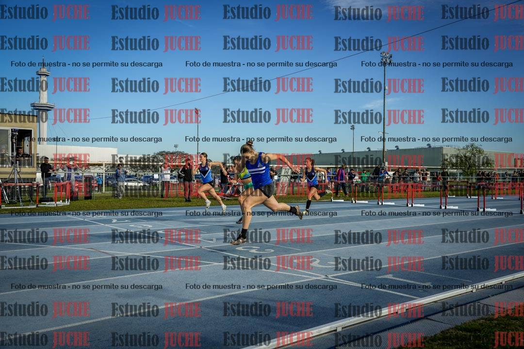 Fotos de los 100 m con vallas de mujeres