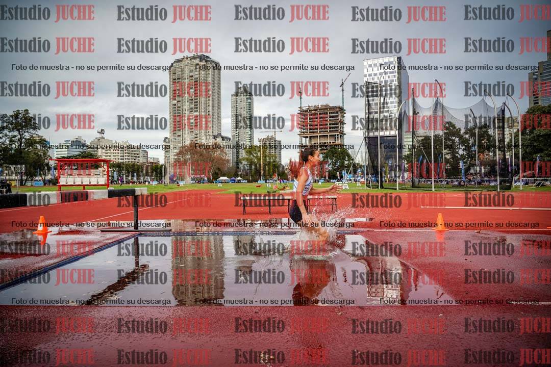 Fotos de los 2000 m con obstáculos de mujeres