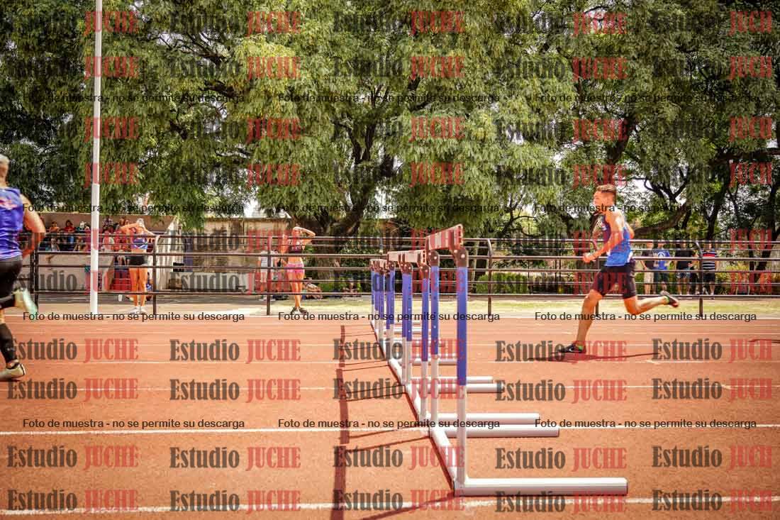 Fotos de los 110 m con vallas de varones