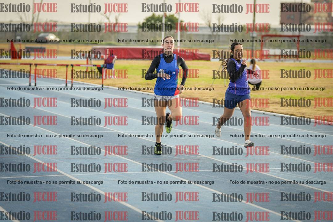 Fotos de los 400 m con vallas de mujeres