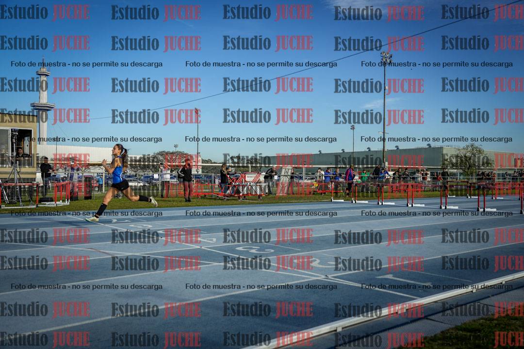 Fotos de los 100 m con vallas de mujeres