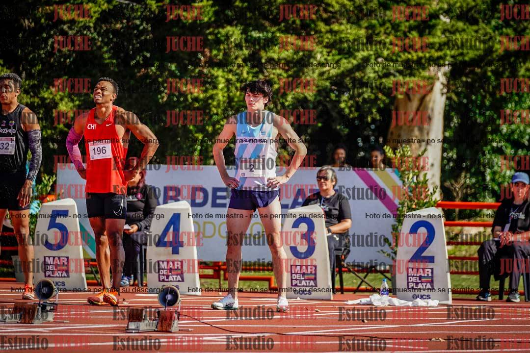 Fotos de los 100 m llanos de varones - deca 1
