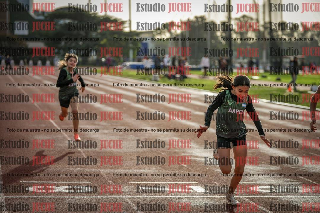 Fotos de los 80 m llanos de mujeres
