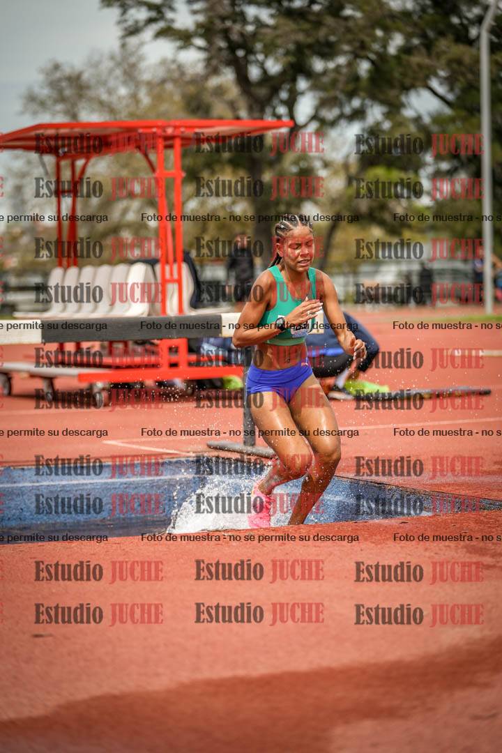 Fotos de los 2000 m con obstáculos de mujeres