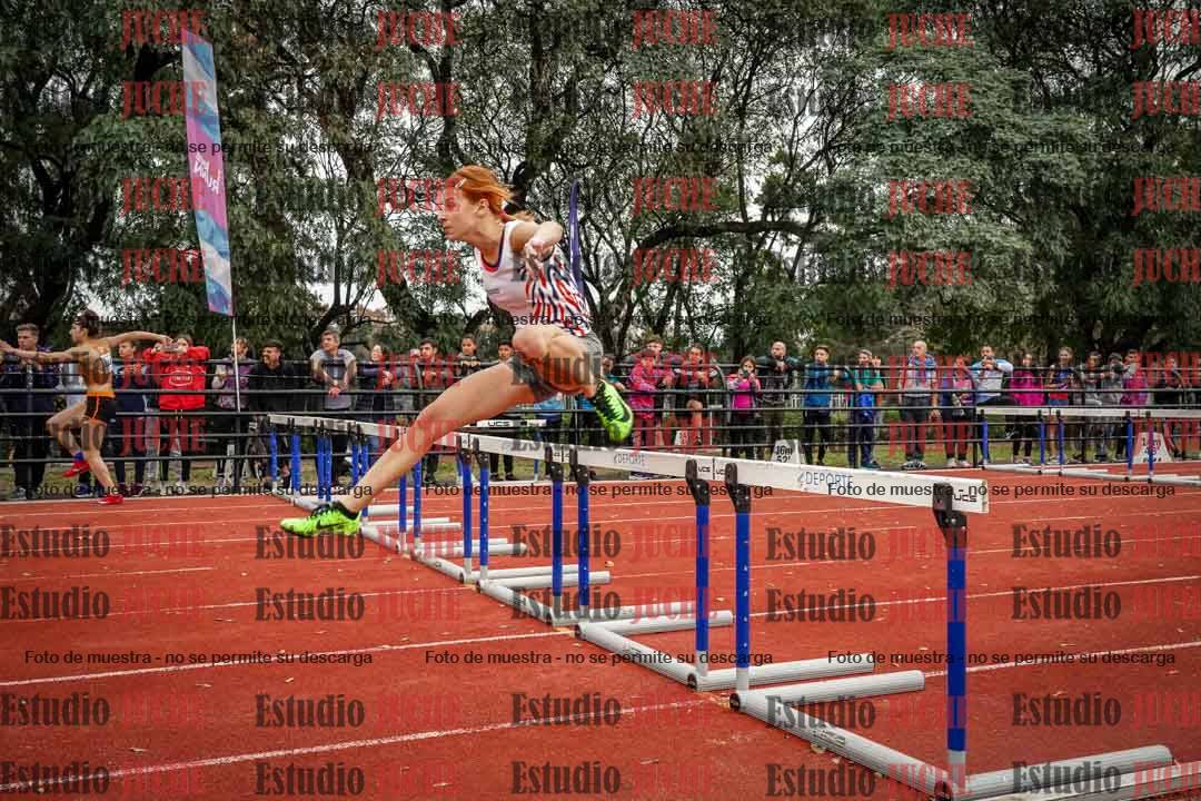 Fotos de los 100 m con vallas de mujeres
