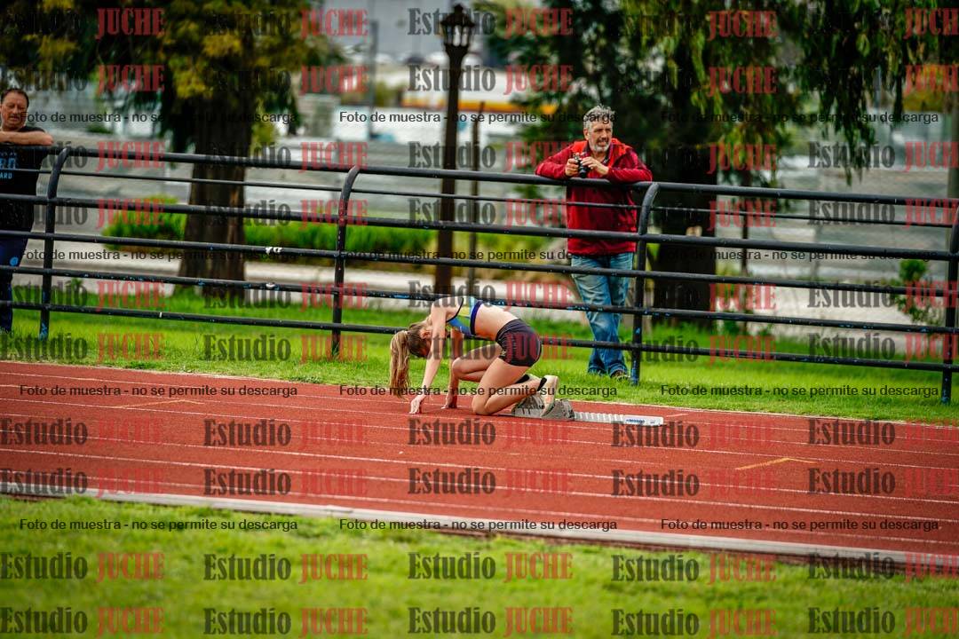 Fotos de los 295 m con vallas de mujeres