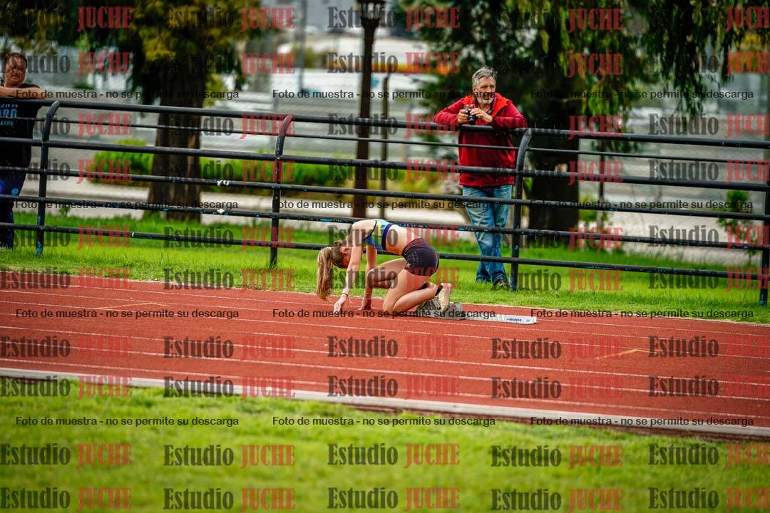 Fotos de los 295 m con vallas de mujeres