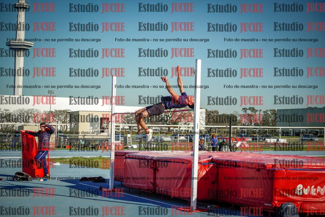 Fotos del salto en alto de varones