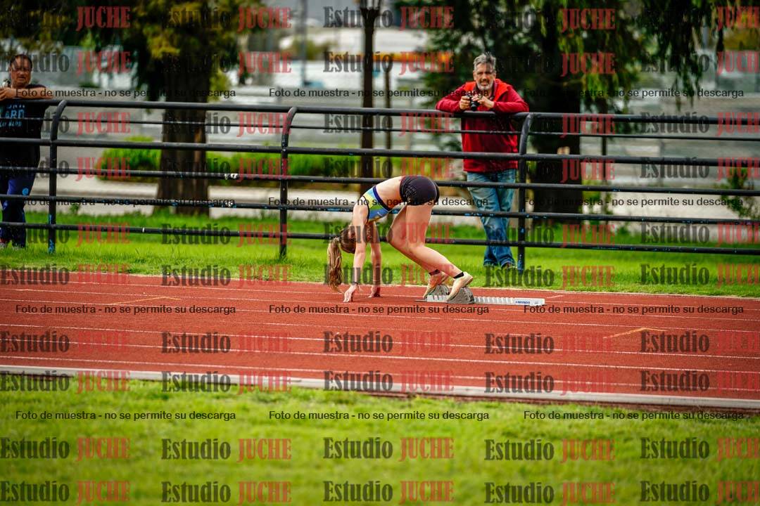 Fotos de los 295 m con vallas de mujeres