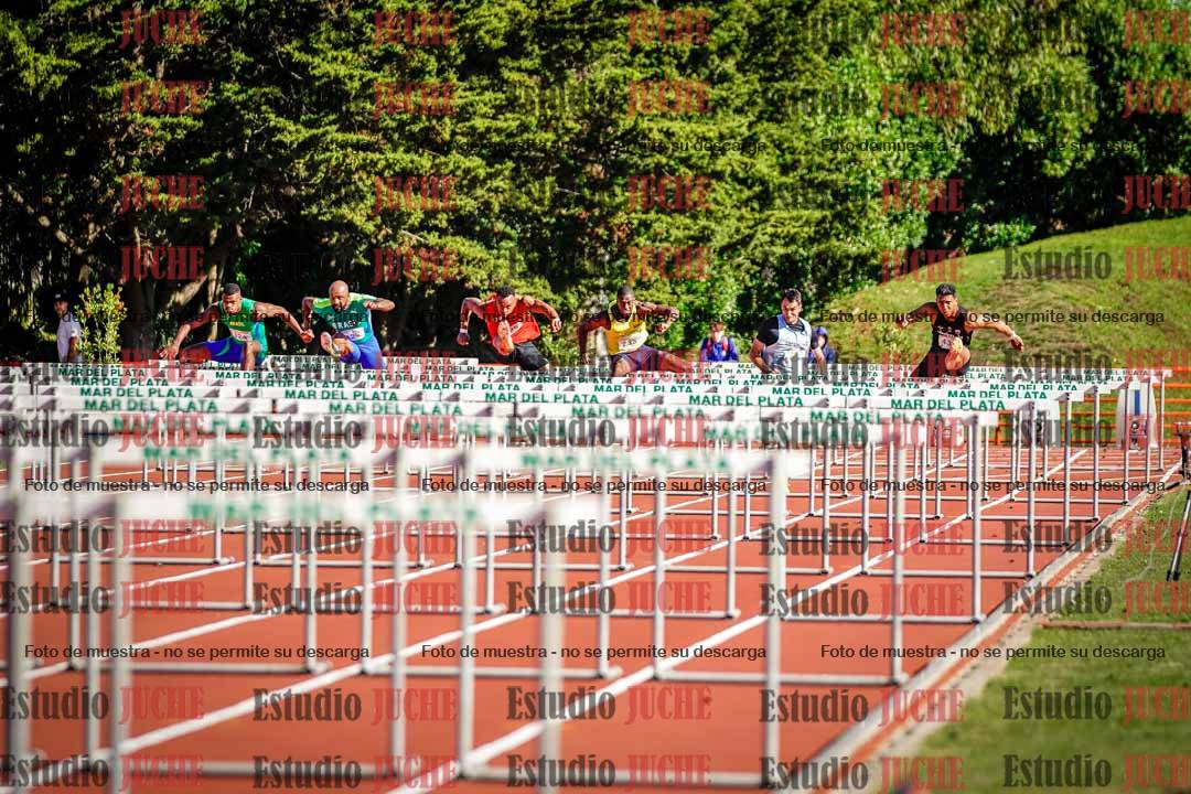 Fotos de los 100 m con vallas de varones - deca 6