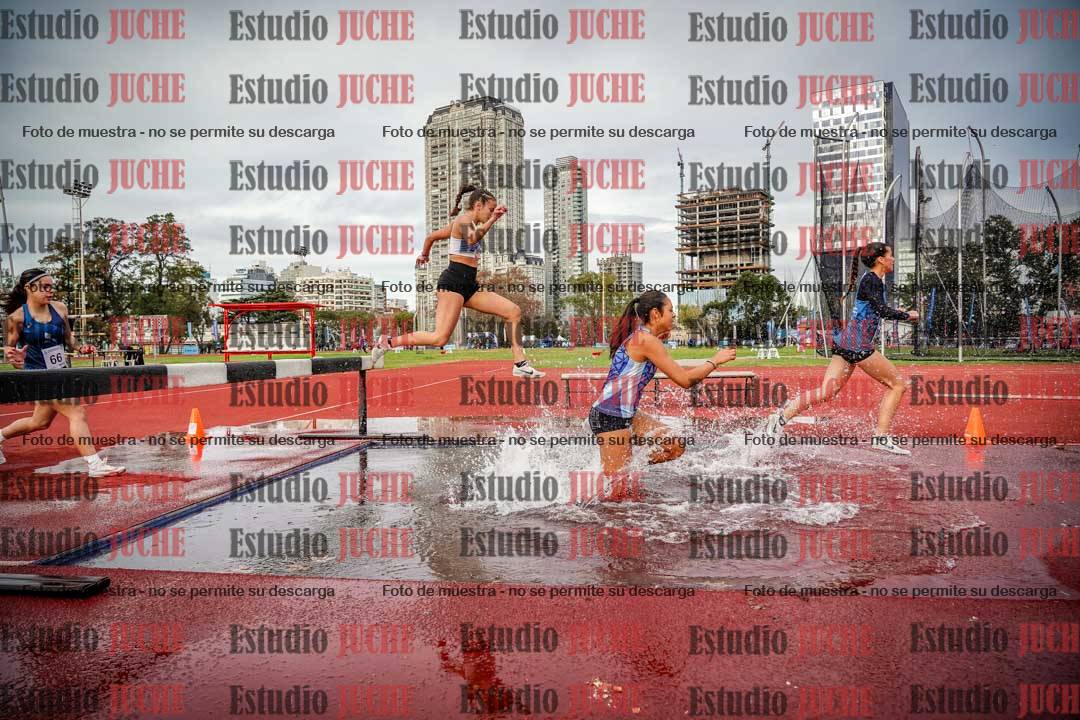 Fotos de los 2000 m con obstáculos de mujeres