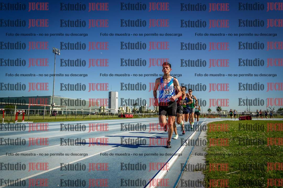 Fotos de los 5000 m de mujeres y varones - serie 1