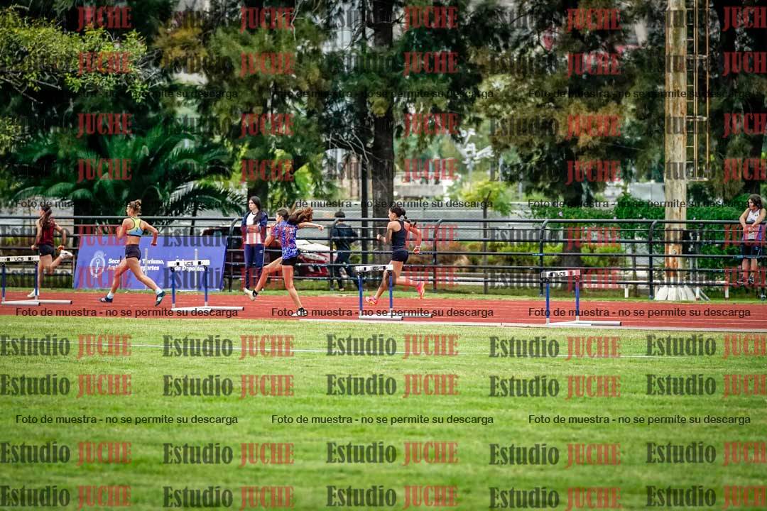 Fotos de los 295 m con vallas de mujeres