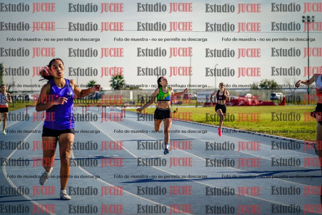 Fotos de los 400 m con vallas de mujeres