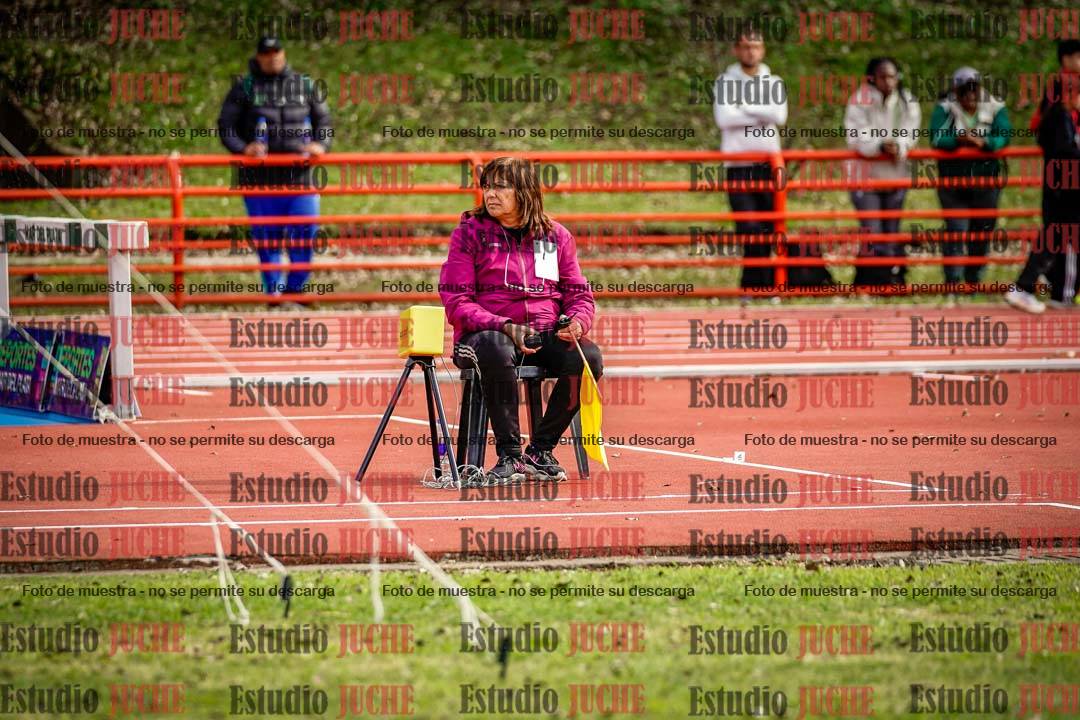 Fotos de algunos extras y podios del día 3