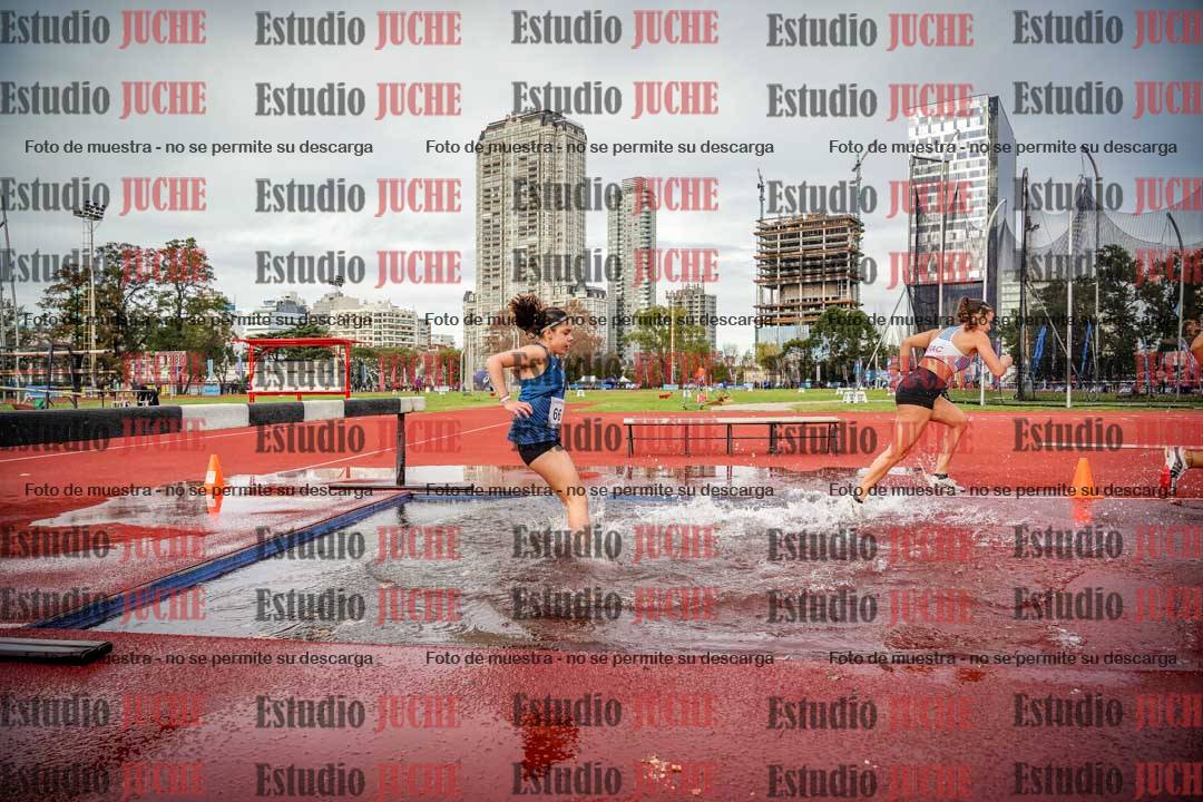 Fotos de los 2000 m con obstáculos de mujeres