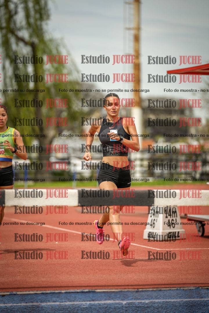 Fotos de los 2000 m con obstáculos de mujeres