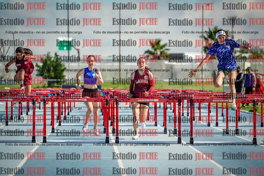 Fotos de los 80 m con vallas de mujeres