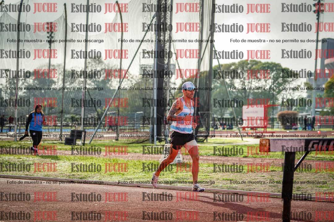 Fotos de los 3000 m con obstáculos de varones