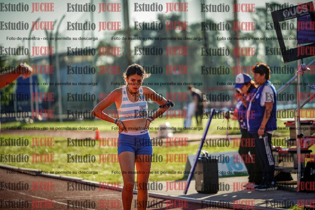 Fotos de los 295 m con vallas de mujeres