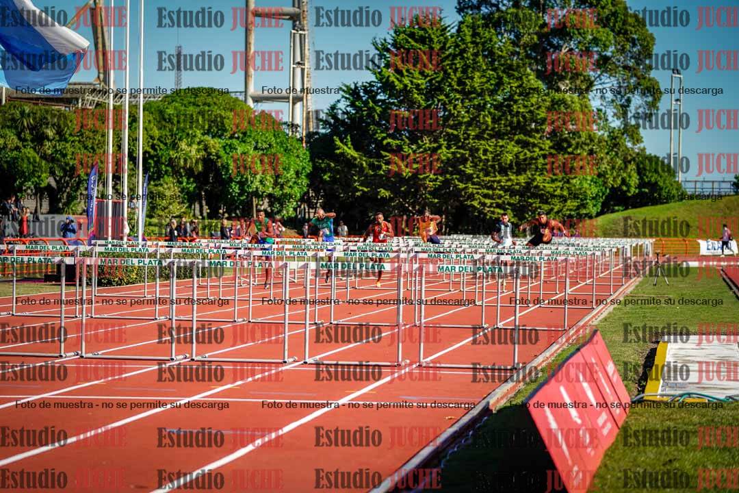 Fotos de los 100 m con vallas de varones - deca 6