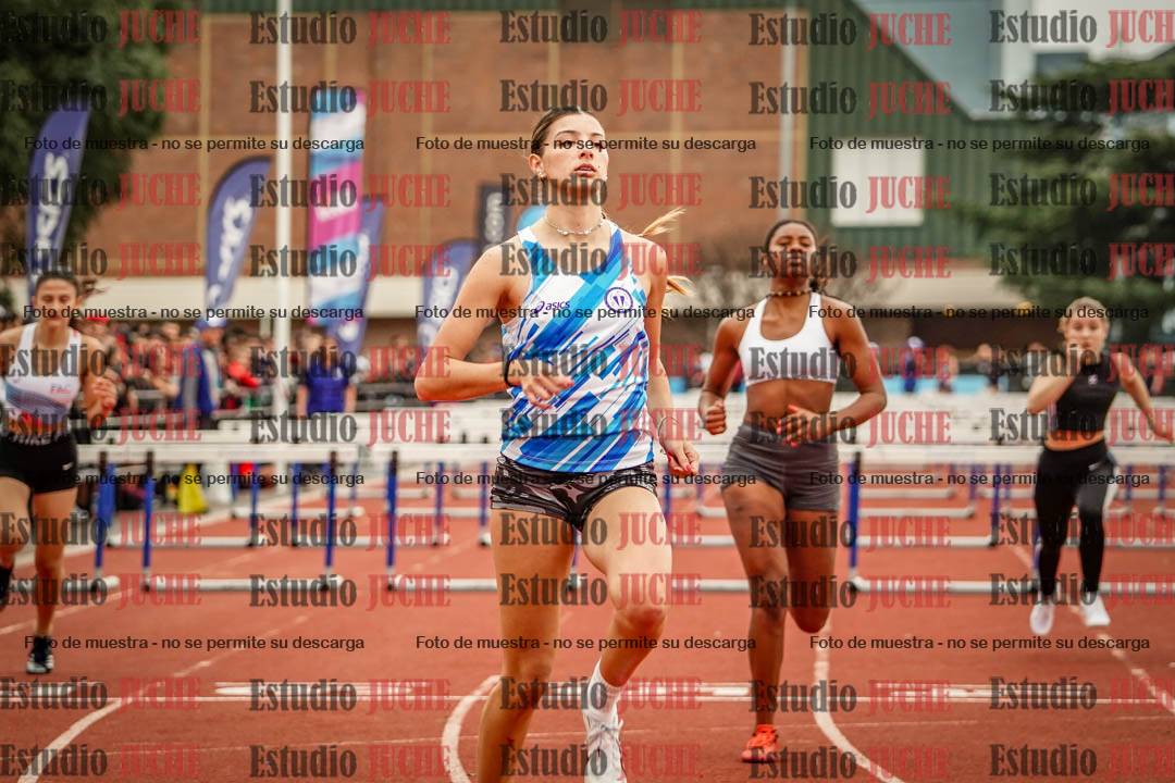 Fotos de los 100 m con vallas de mujeres