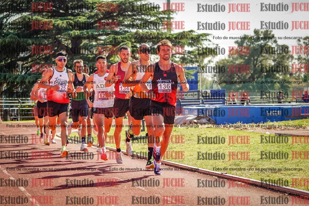 Fotos de los 10.000 m de varones - serie 1