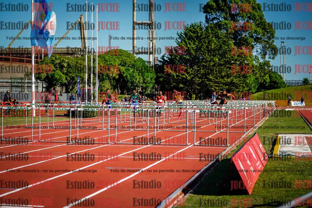 Fotos de los 100 m con vallas de varones - deca 6
