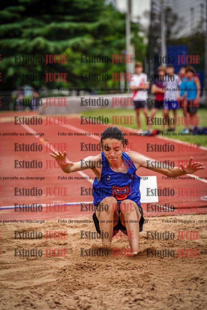 Fotos del salto en largo de varones - U14