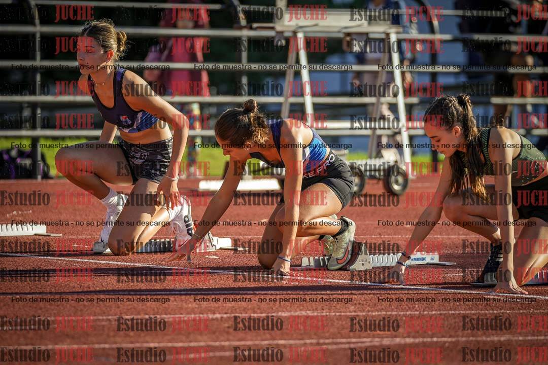 Fotos de los 100 m con vallas de mujeres
