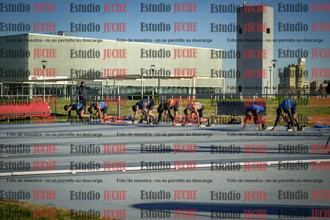 Fotos de los 110 m con vallas de varones