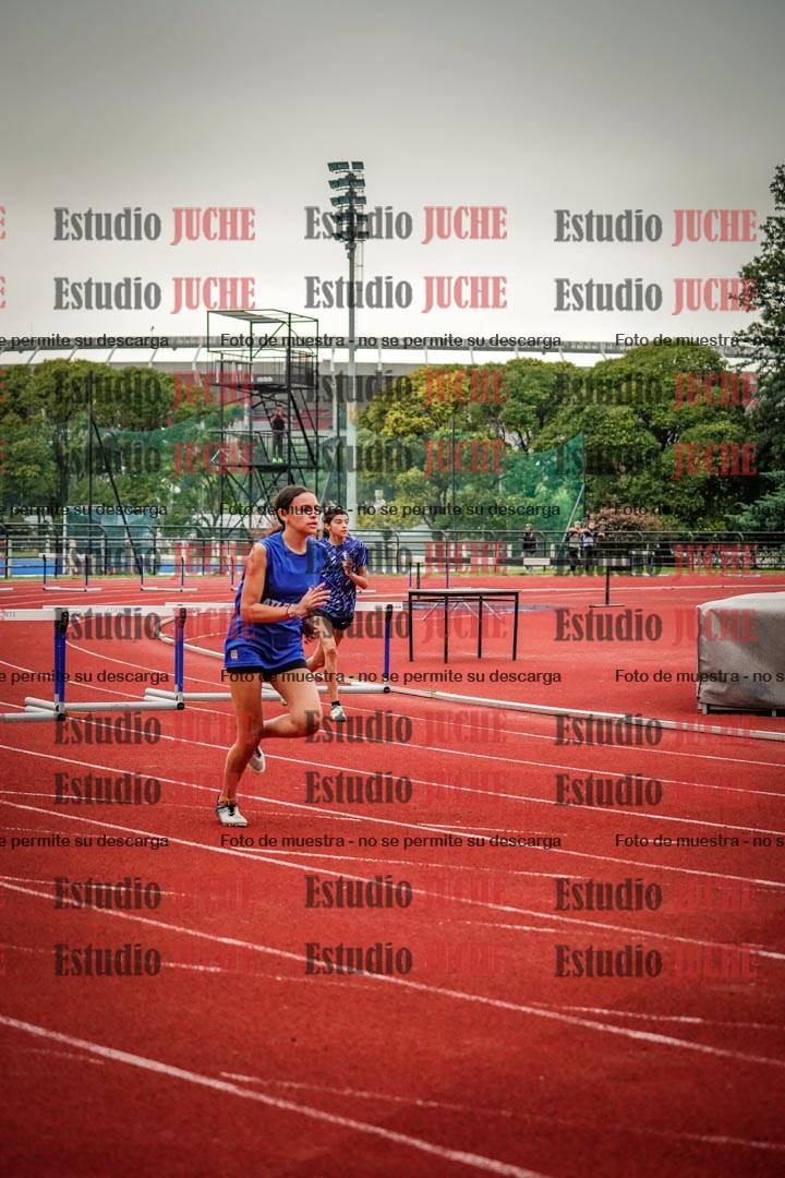 Fotos de los 295 m con vallas de mujeres