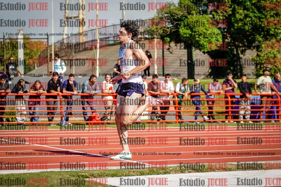 Fotos de los 100 m llanos de varones - deca 1