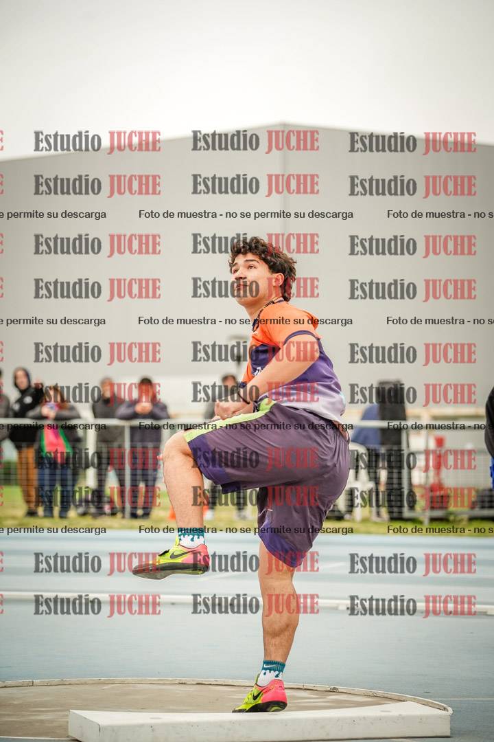 Fotos del lanzamiento de bala de varones