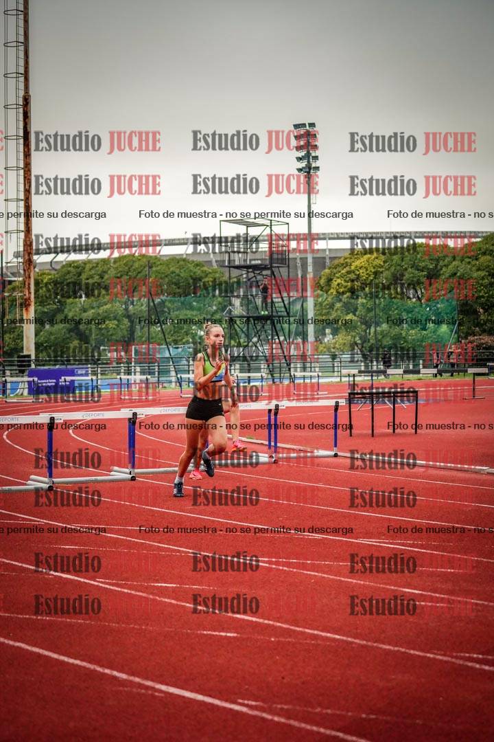 Fotos de los 295 m con vallas de mujeres