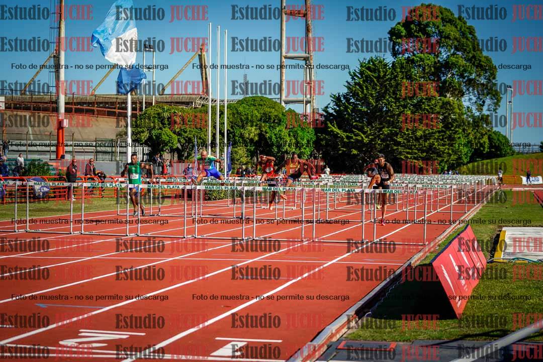 Fotos de los 100 m con vallas de varones - deca 6
