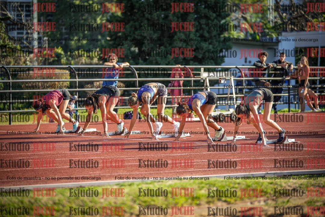 Fotos de los 100 m con vallas de mujeres