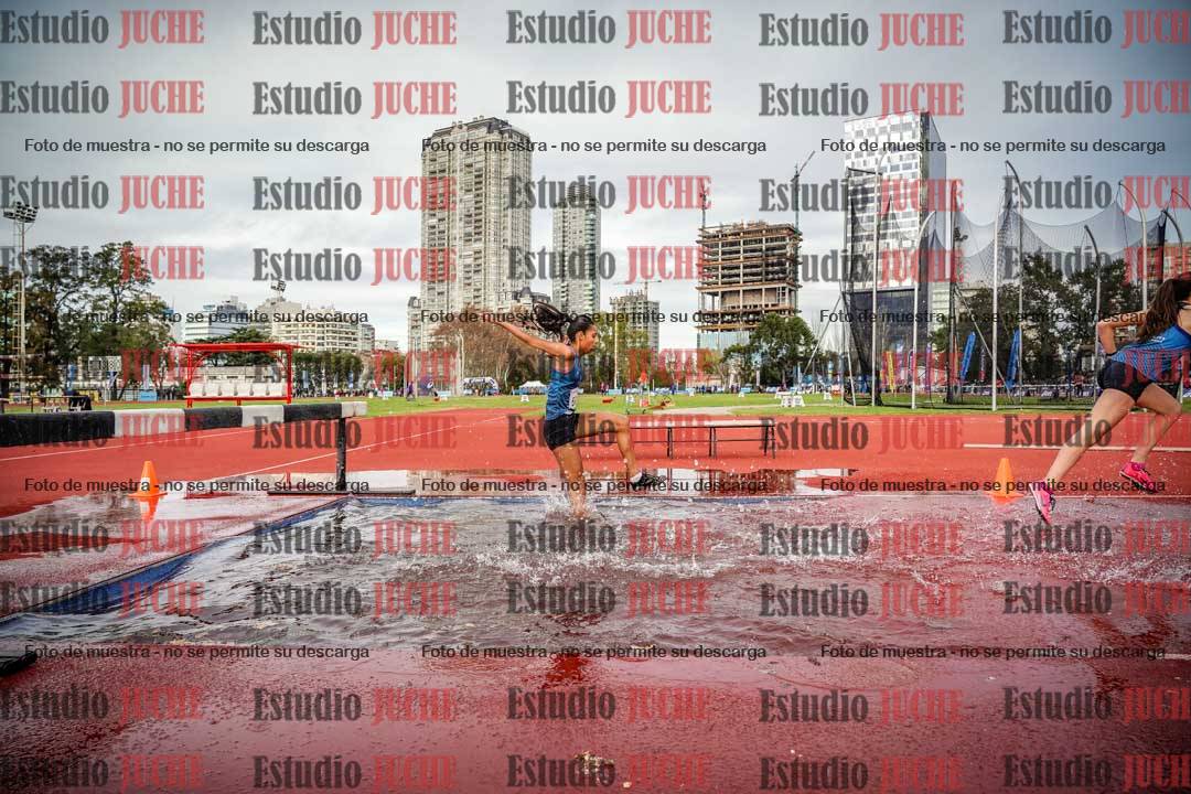 Fotos de los 2000 m con obstáculos de mujeres