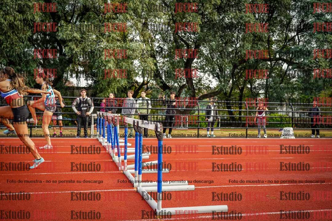 Fotos de los 100 m con vallas de mujeres