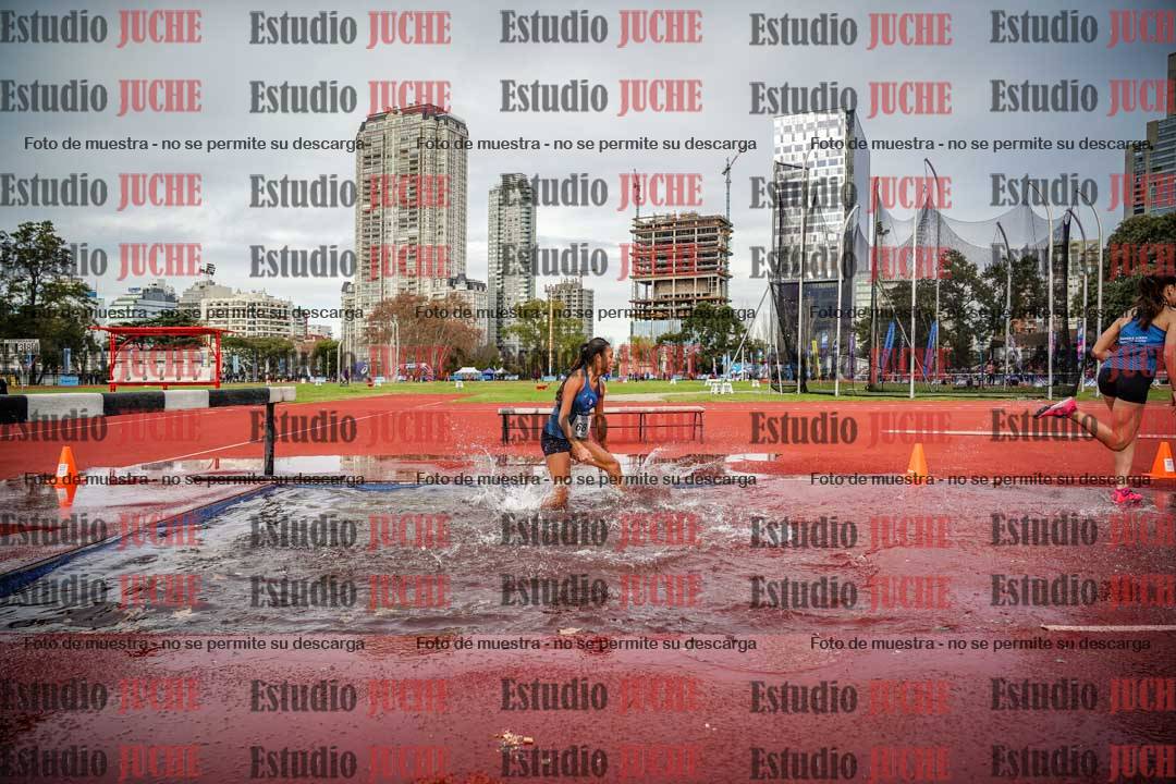 Fotos de los 2000 m con obstáculos de mujeres