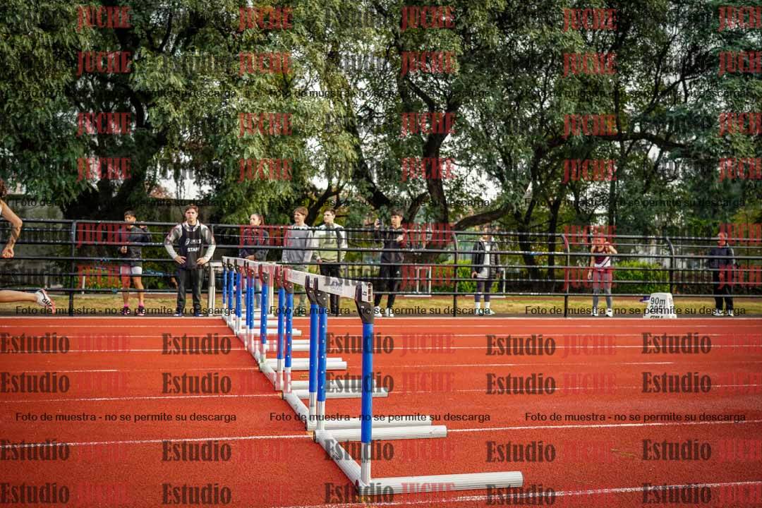 Fotos de los 100 m con vallas de mujeres