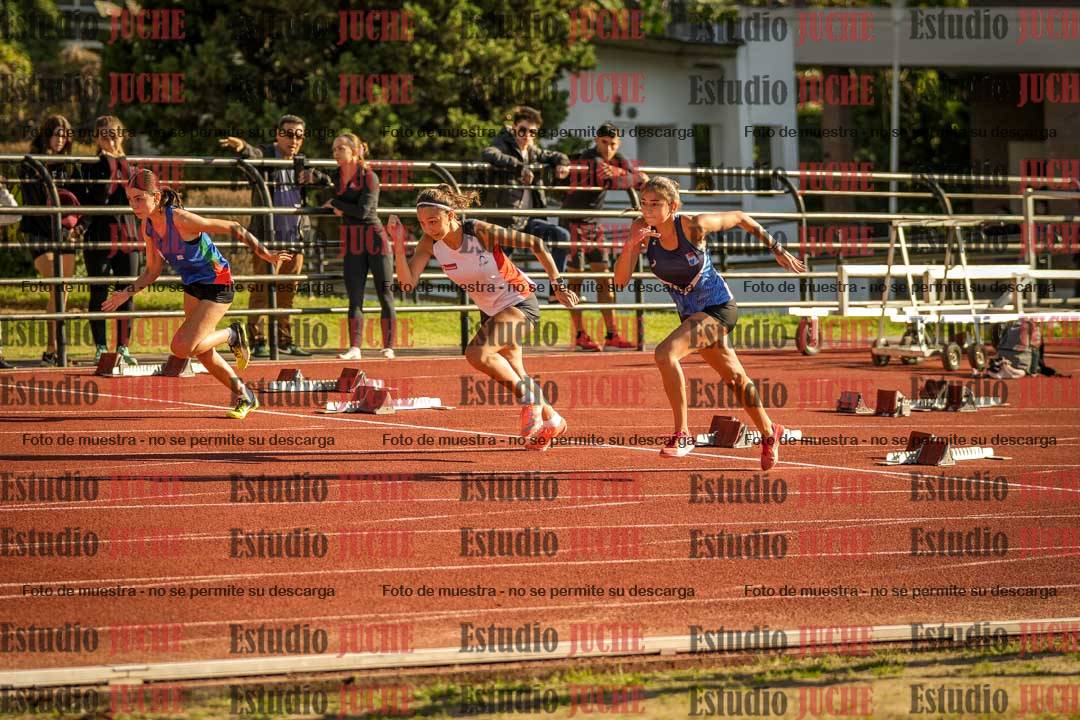 Fotos de los 100 m con vallas de mujeres