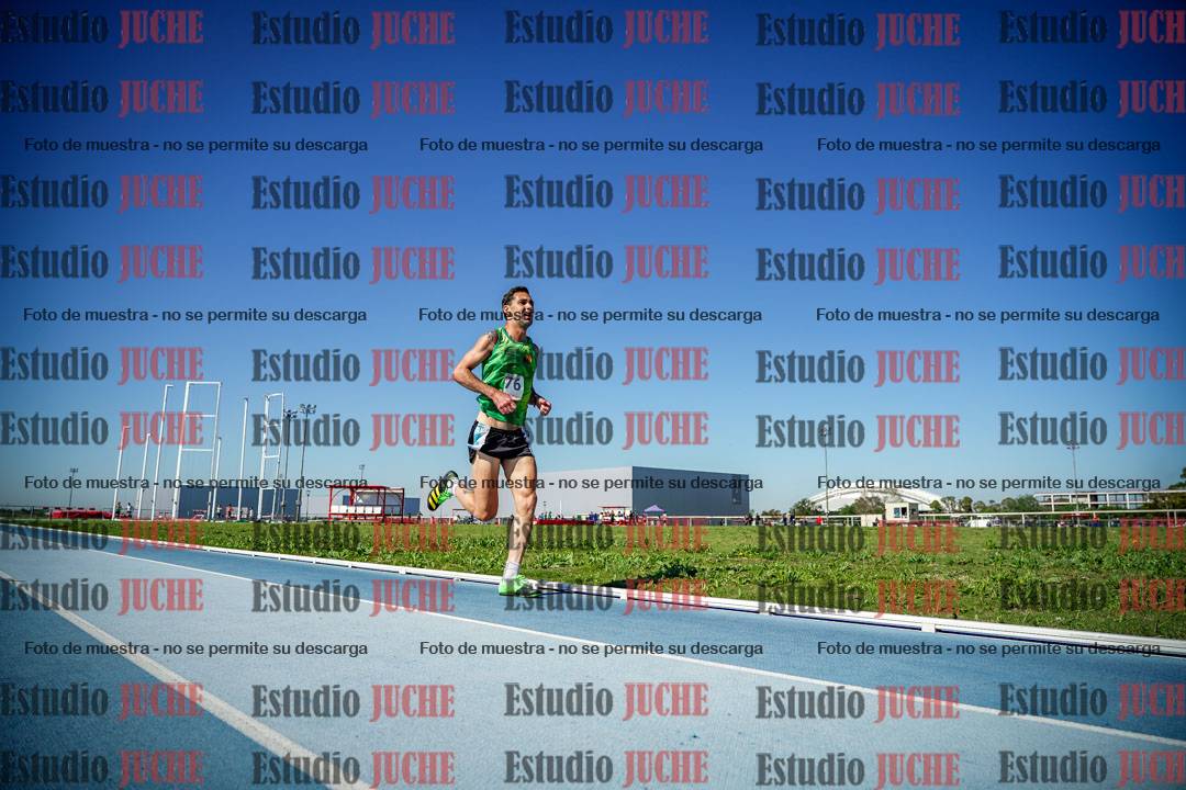 Fotos de los 5000 m de mujeres y varones - serie 1