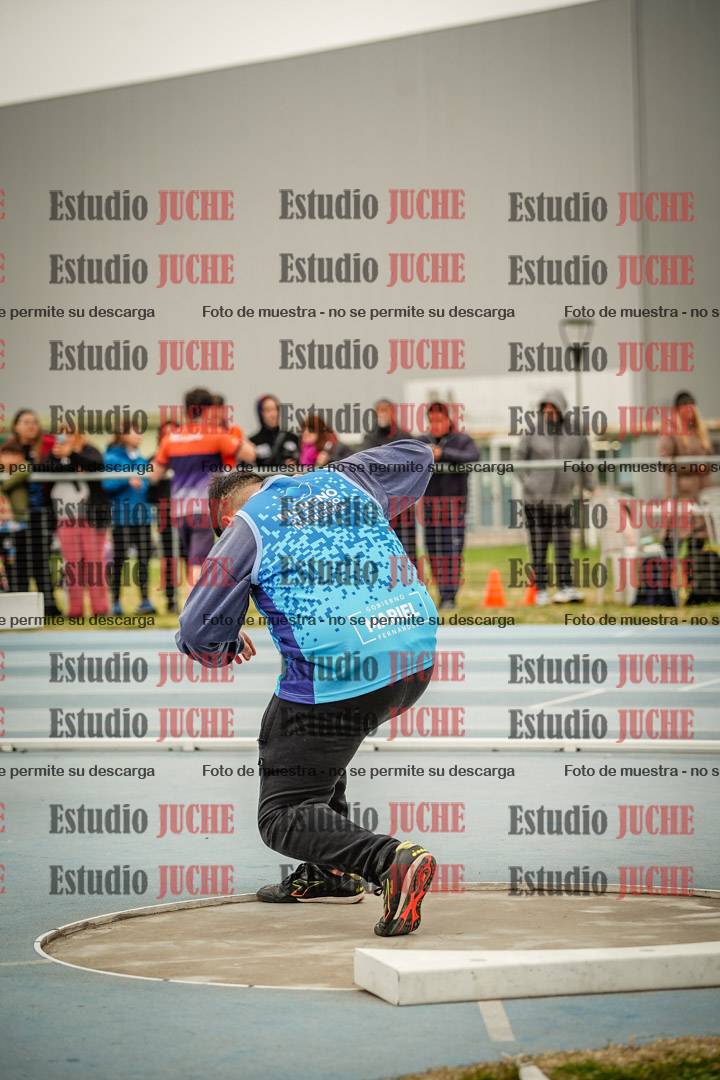 Fotos del lanzamiento de bala de varones