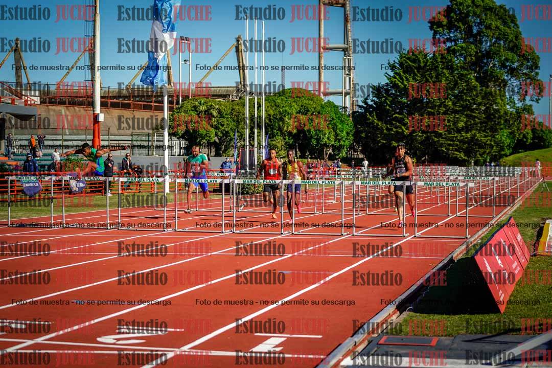 Fotos de los 100 m con vallas de varones - deca 6