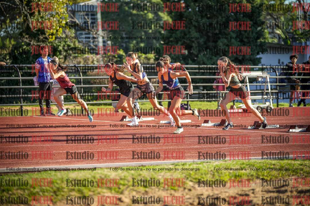 Fotos de los 100 m con vallas de mujeres