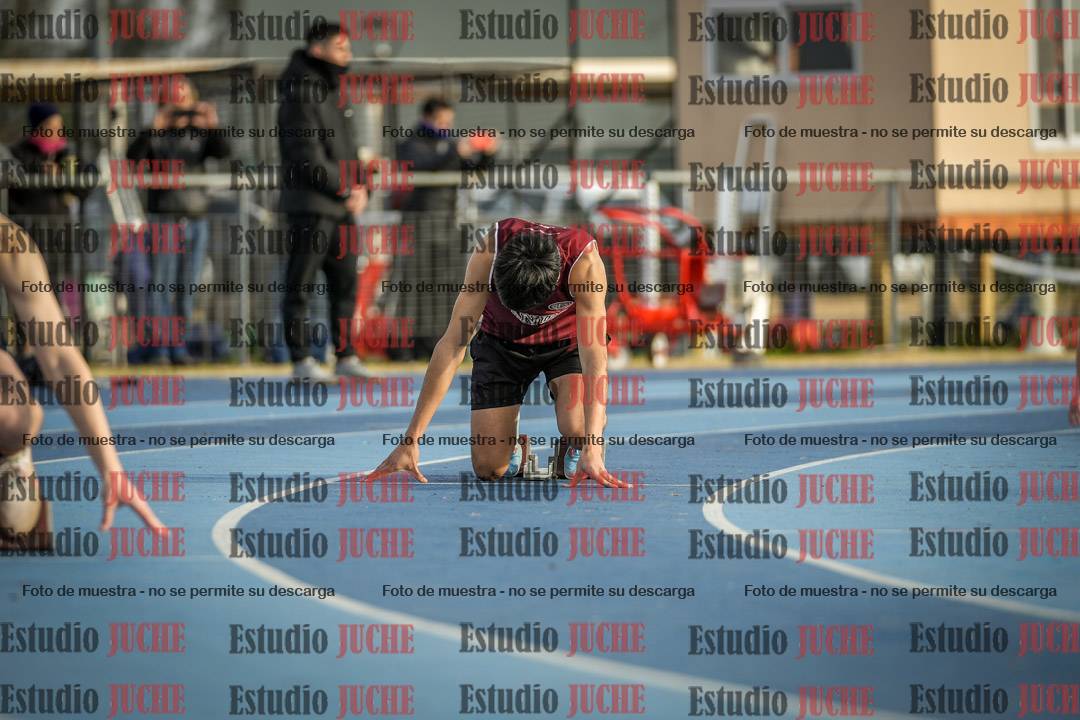 Fotos de los 400 m con vallas de varones