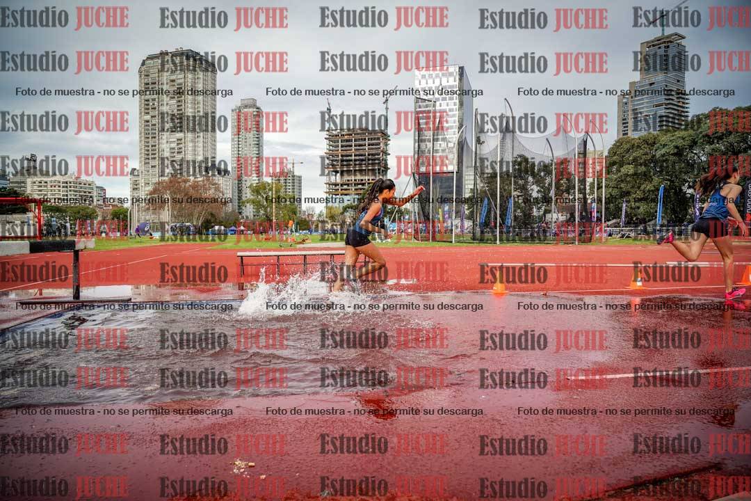 Fotos de los 2000 m con obstáculos de mujeres