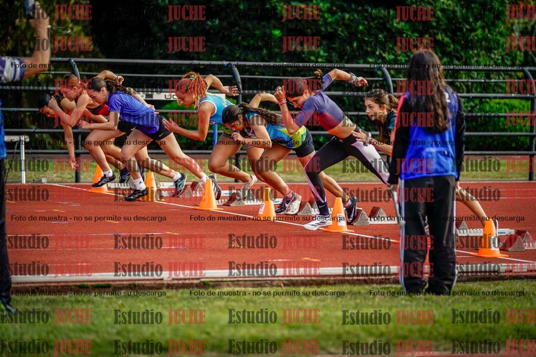 Fotos de los 80 m con vallas de mujeres